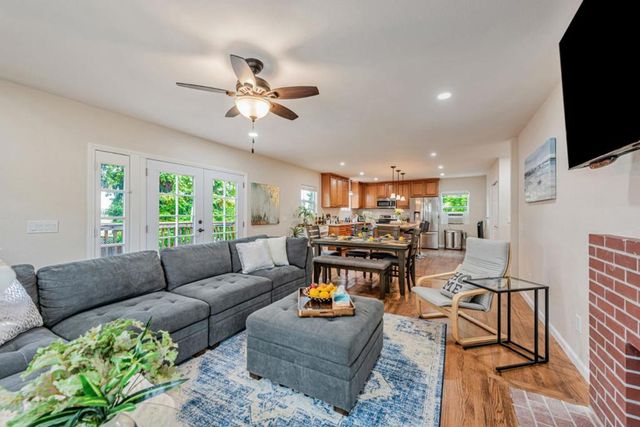 2468 Hidden Lane, Hayward, CA 94541