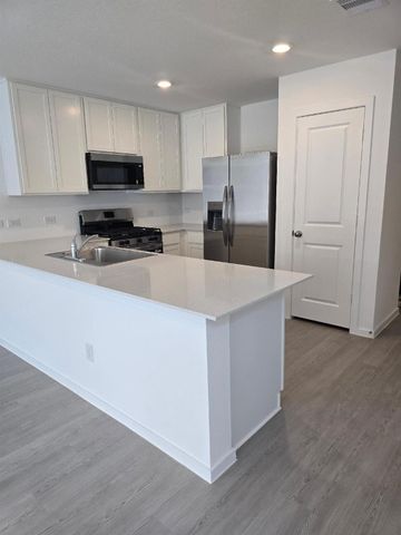 5712 Ivy Crest, Montgomery, TX 77316