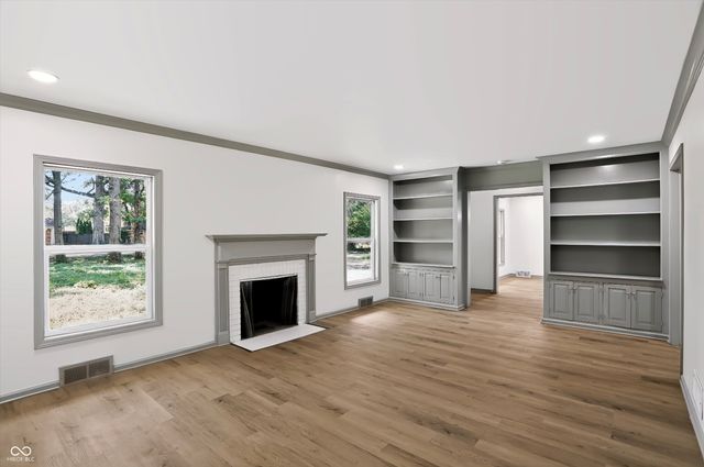 10465 Woodlawn Drive, Carmel, IN 46280
