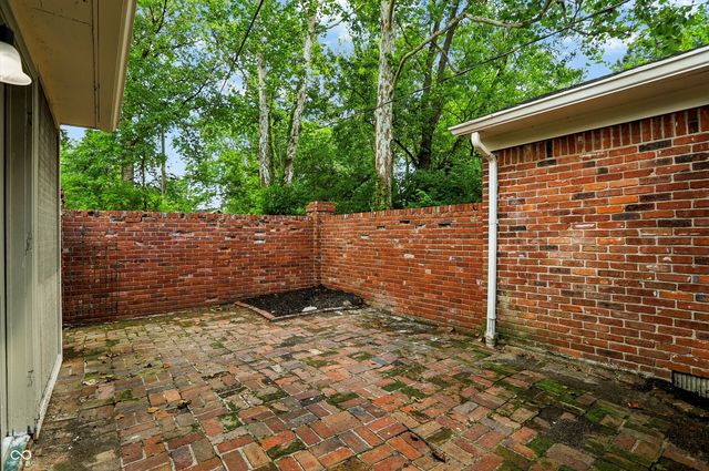 10465 Woodlawn Drive, Carmel, IN 46280