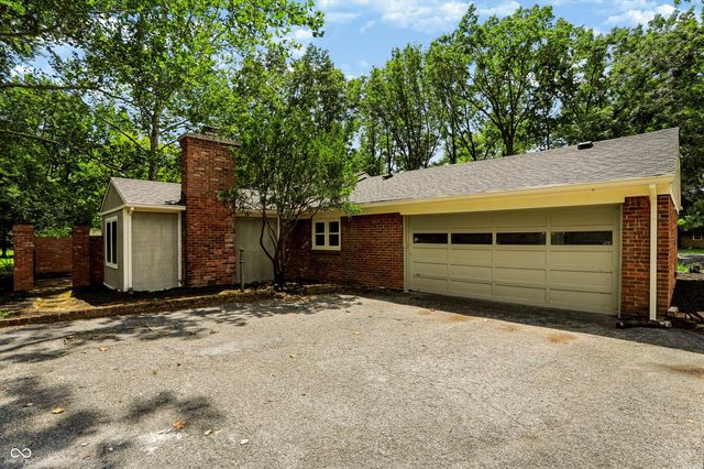 10465 Woodlawn Drive, Carmel, IN 46280
