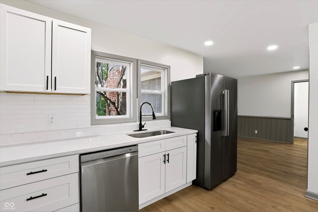 10465 Woodlawn Drive, Carmel, IN 46280