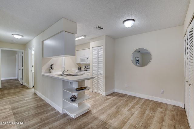 678 Wellington Station Blvd Apt 60, Ormond Beach, FL 32174