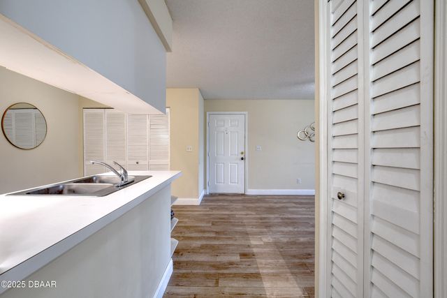 678 Wellington Station Blvd Apt 60, Ormond Beach, FL 32174