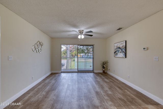 678 Wellington Station Blvd Apt 60, Ormond Beach, FL 32174