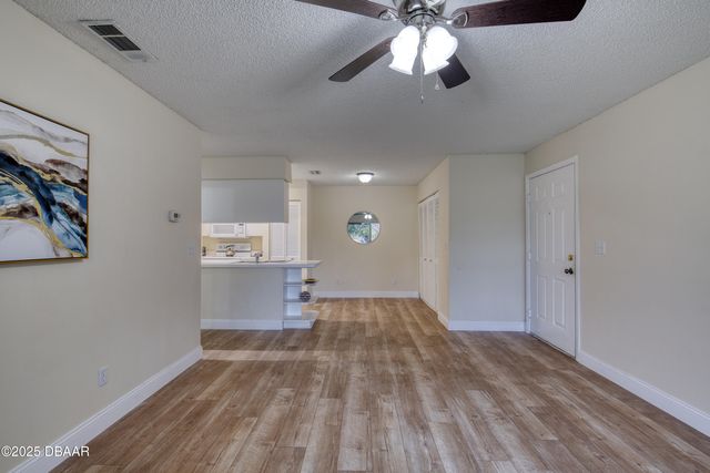 678 Wellington Station Blvd Apt 60, Ormond Beach, FL 32174