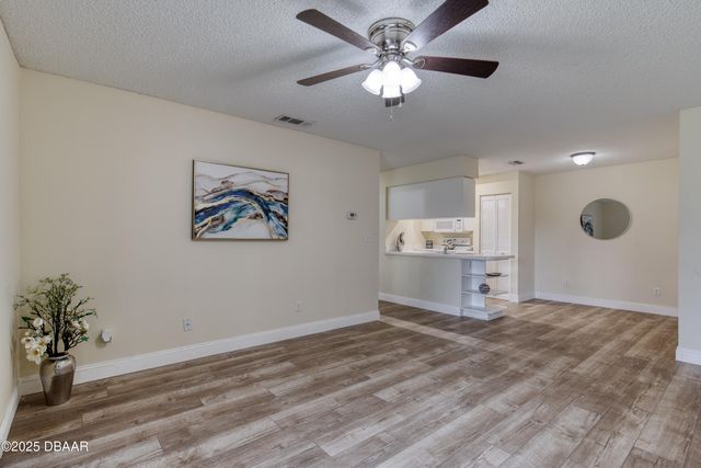 678 Wellington Station Blvd Apt 60, Ormond Beach, FL 32174