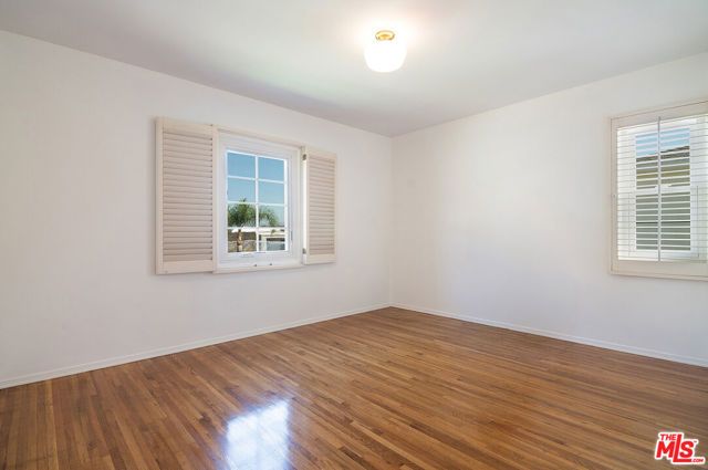 12100 Marine Street, Los Angeles, CA 90066