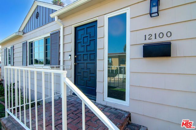 12100 Marine Street, Los Angeles, CA 90066