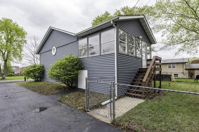 1826 Willow ROAD, Twin Lakes, WI 53181