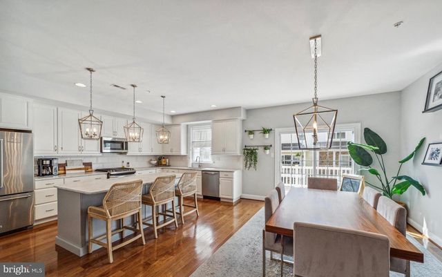 314 E BARNARD ST, West Chester, PA 19382