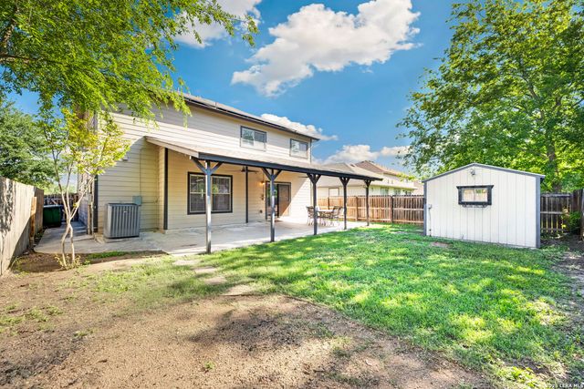 9046 Camino Rey, San Antonio, TX 78245