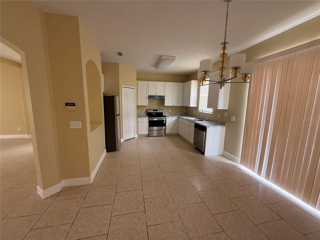 933 WHISPERING CYPRESS LANE, Orlando, FL 32824