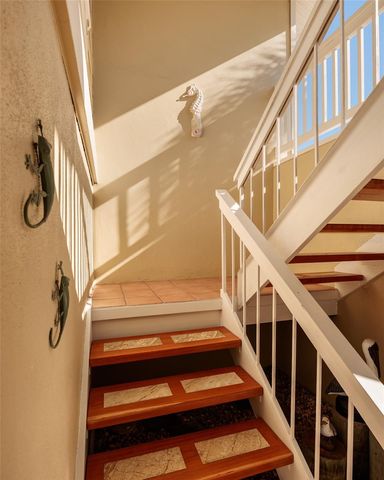 216 SUN VISTA CT S, Treasure Island, FL 33706