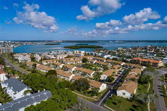 216 SUN VISTA CT S, Treasure Island, FL 33706