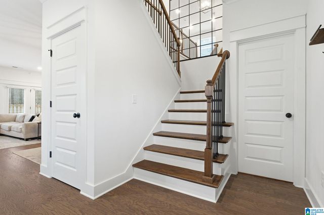 111 GROVE DRIVE, Birmingham, AL 35211