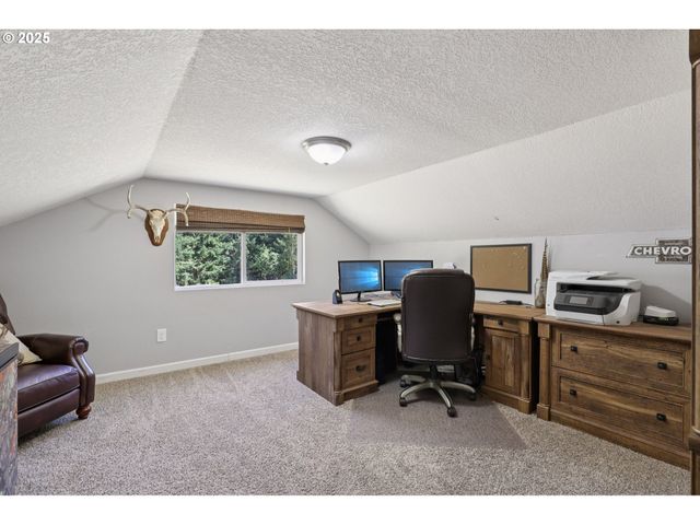 21621 S UPPER HIGHLAND Rd, Beavercreek, OR 97004