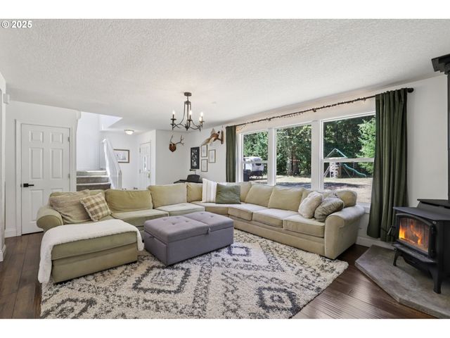 21621 S UPPER HIGHLAND Rd, Beavercreek, OR 97004