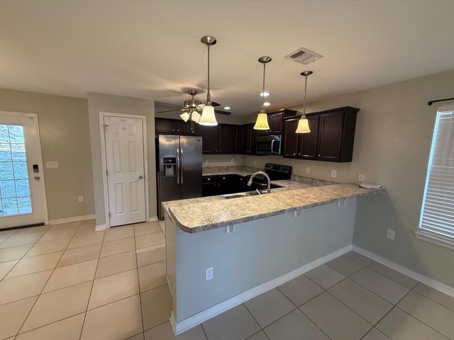 498 Eisenhower Drive, Crestview, FL 32539