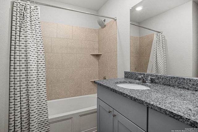 15046 Gelding Hts, San Antonio, TX 78245
