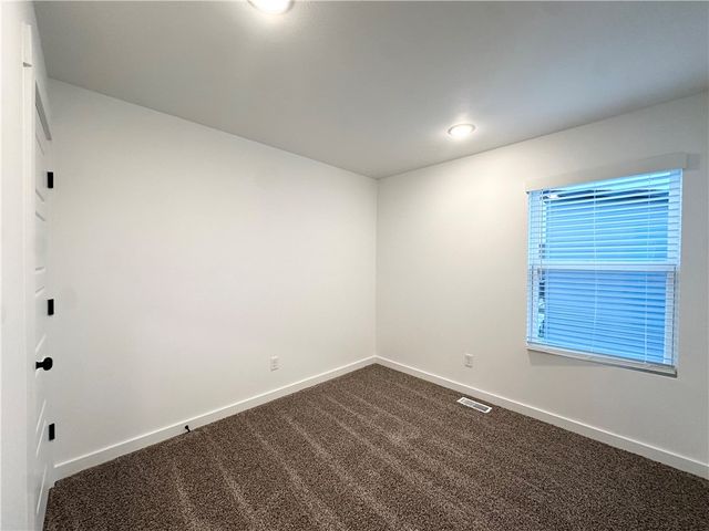 891 Boardwalk Avenue, Bentonville, AR 72713