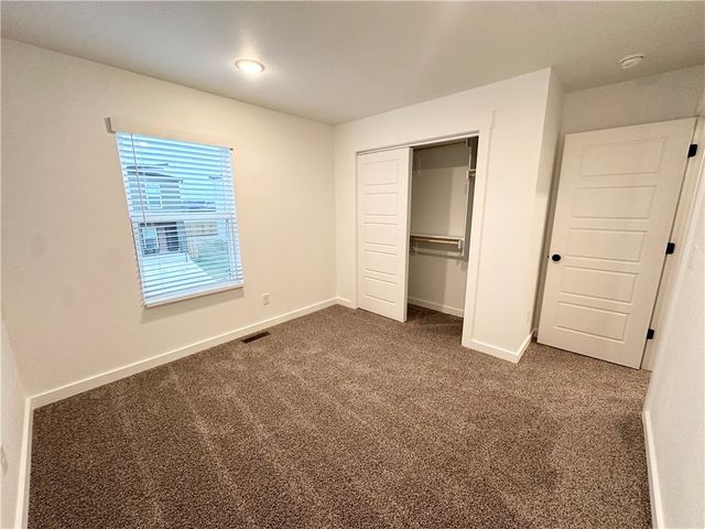 891 Boardwalk Avenue, Bentonville, AR 72713