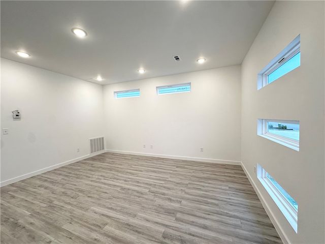 891 Boardwalk Avenue, Bentonville, AR 72713