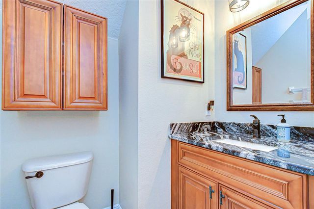 6135 CHURCHSIDE DRIVE, Lithia, FL 33547