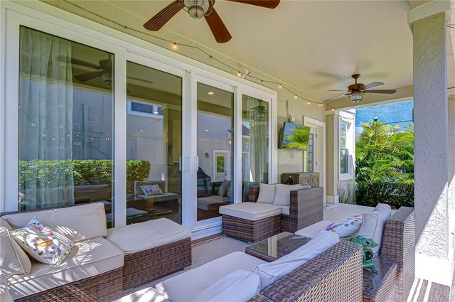 6135 CHURCHSIDE DRIVE, Lithia, FL 33547