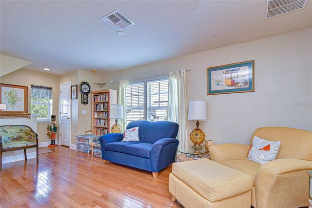 6135 CHURCHSIDE DRIVE, Lithia, FL 33547