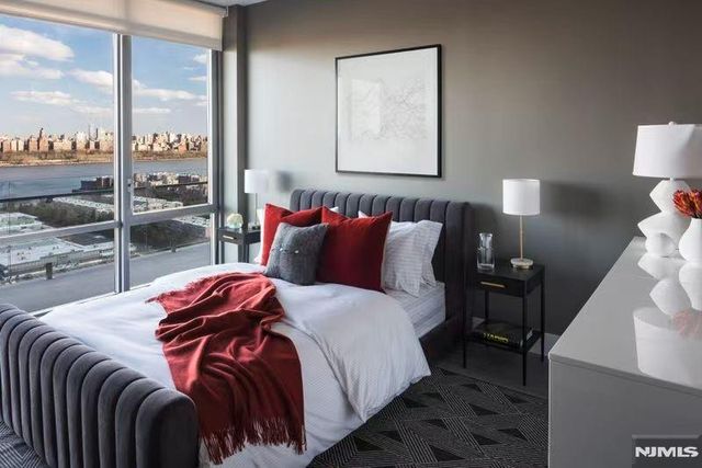 320 Adolphus Avenue 321, Cliffside Park, NJ 07010