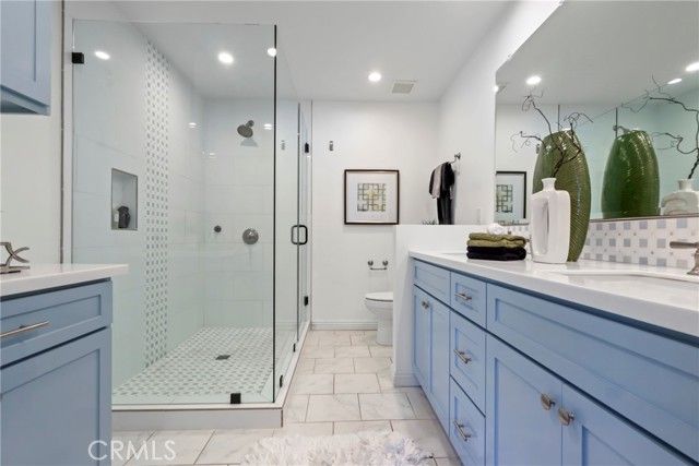 58 Rockwood, Irvine, CA 92614