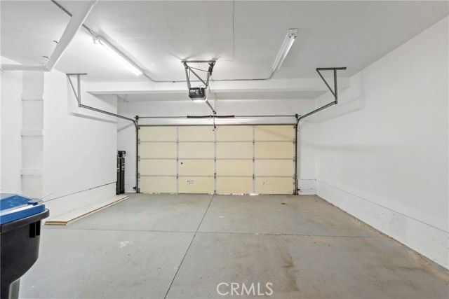 58 Rockwood, Irvine, CA 92614