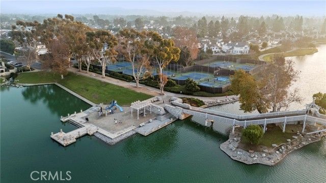 58 Rockwood, Irvine, CA 92614