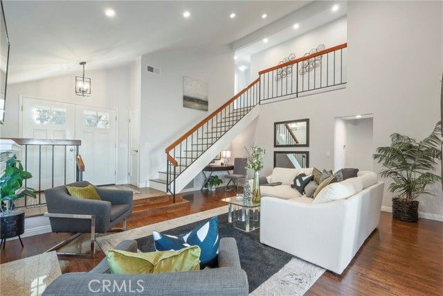 58 Rockwood, Irvine, CA 92614