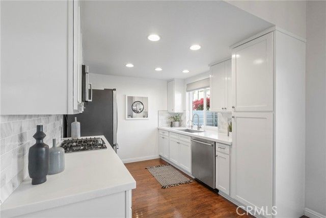 58 Rockwood, Irvine, CA 92614