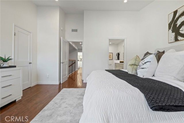 58 Rockwood, Irvine, CA 92614