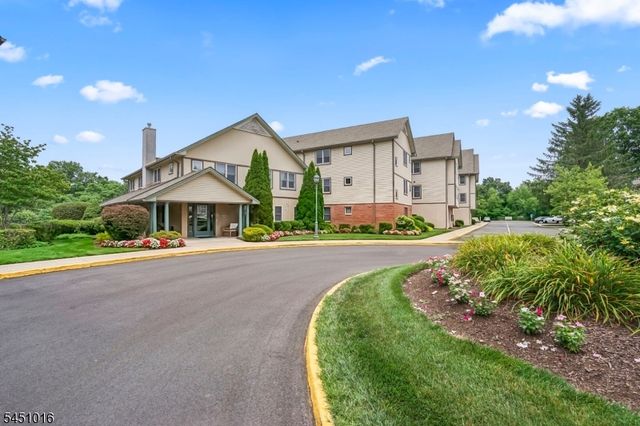 89 Park Edge 3F, Berkeley Heights Twp., NJ 07922