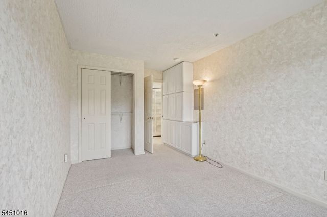 89 Park Edge 3F, Berkeley Heights Twp., NJ 07922