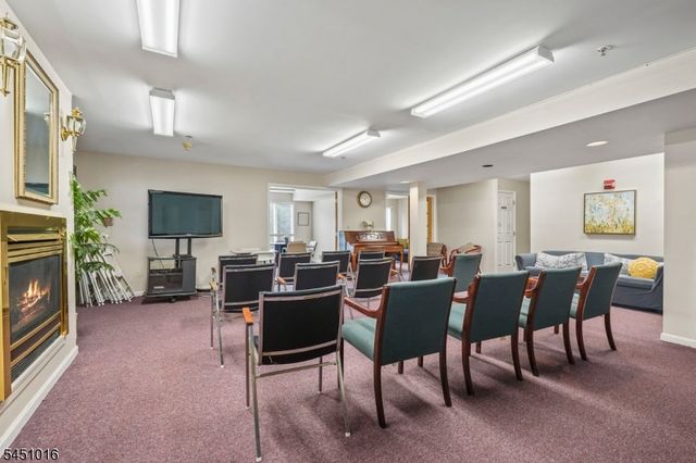 89 Park Edge 3F, Berkeley Heights Twp., NJ 07922