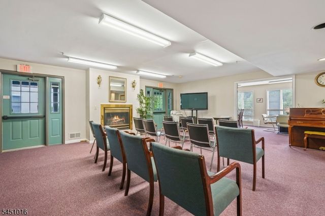89 Park Edge 3F, Berkeley Heights Twp., NJ 07922