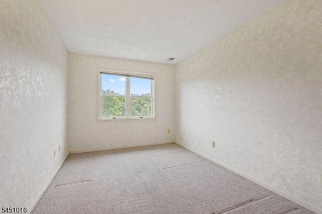 89 Park Edge 3F, Berkeley Heights Twp., NJ 07922