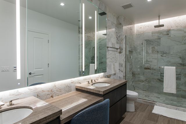 363 E Wacker Drive 6805, Chicago, IL 60601