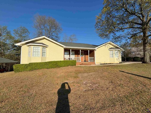 210 Oak Forest Lane, Warner Robins, GA 31088