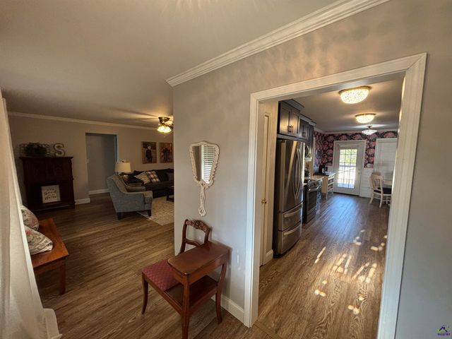 210 Oak Forest Lane, Warner Robins, GA 31088