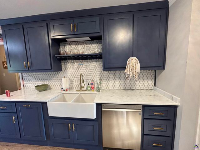 210 Oak Forest Lane, Warner Robins, GA 31088