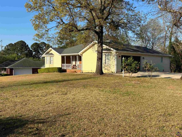 210 Oak Forest Lane, Warner Robins, GA 31088