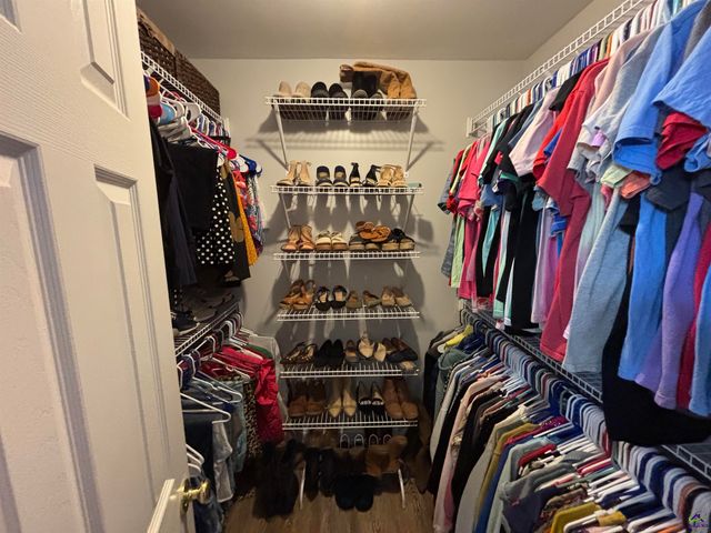 210 Oak Forest Lane, Warner Robins, GA 31088