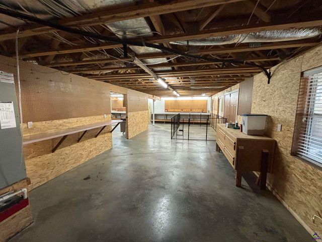 210 Oak Forest Lane, Warner Robins, GA 31088