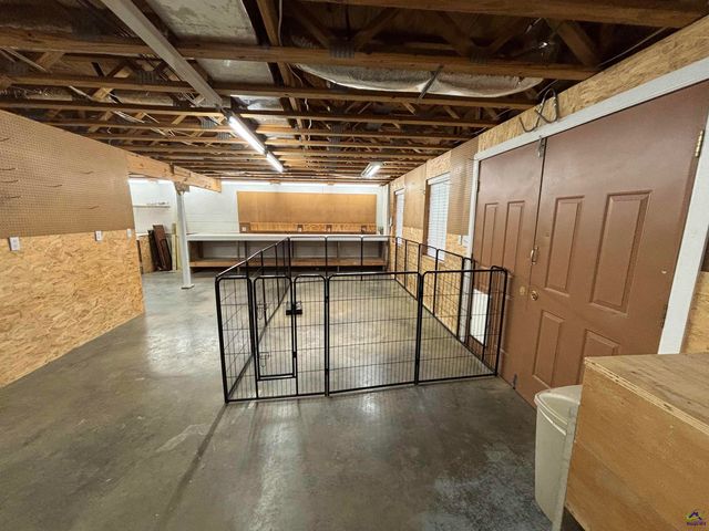 210 Oak Forest Lane, Warner Robins, GA 31088